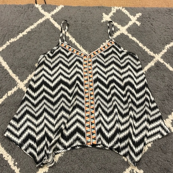 Mason & Mackenzie Patterned Tank Top - Medium - Picture 1 of 4